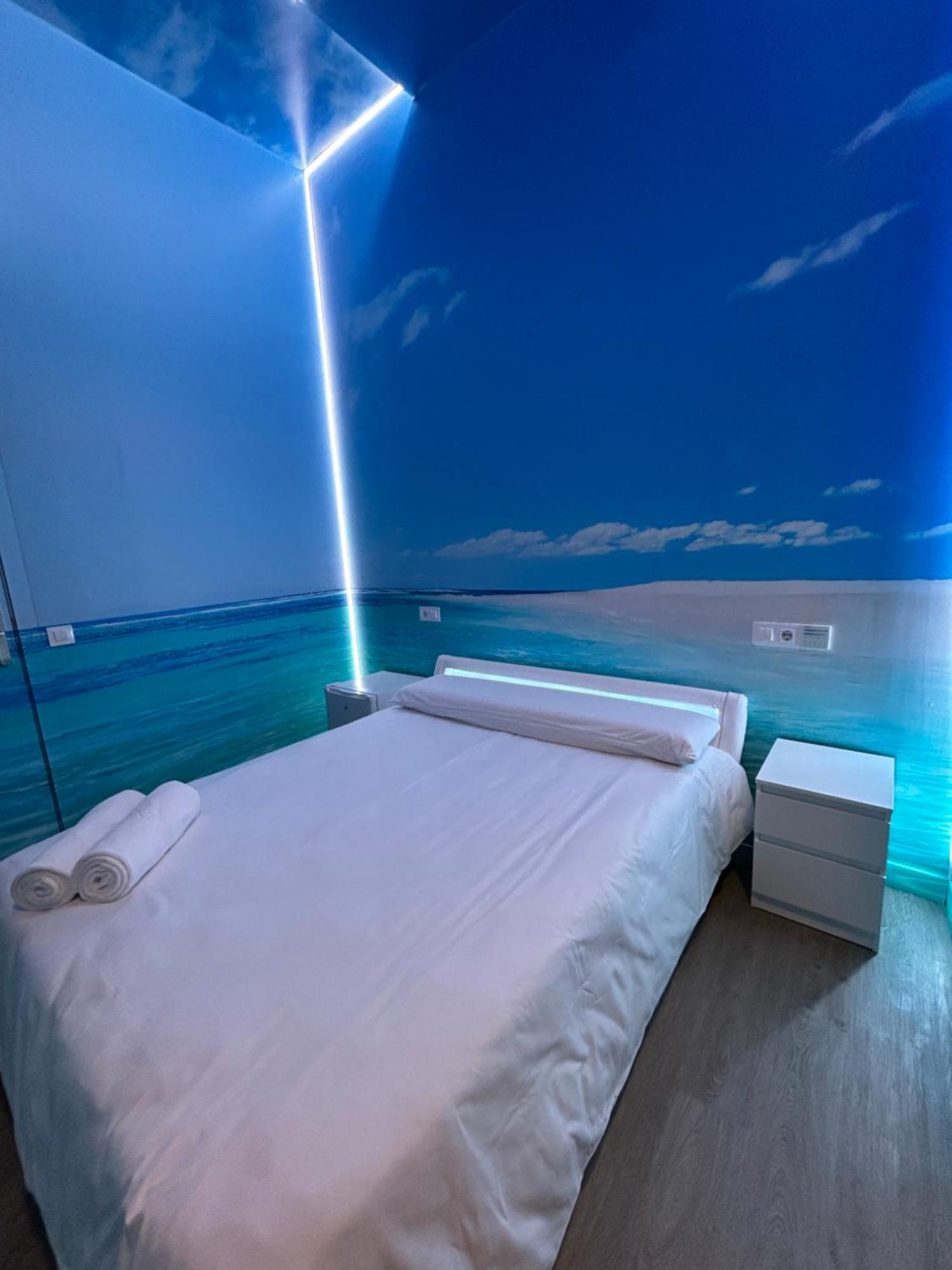 Habitacion Con Jacuzzi Y Bano Privado مدريد المظهر الخارجي الصورة