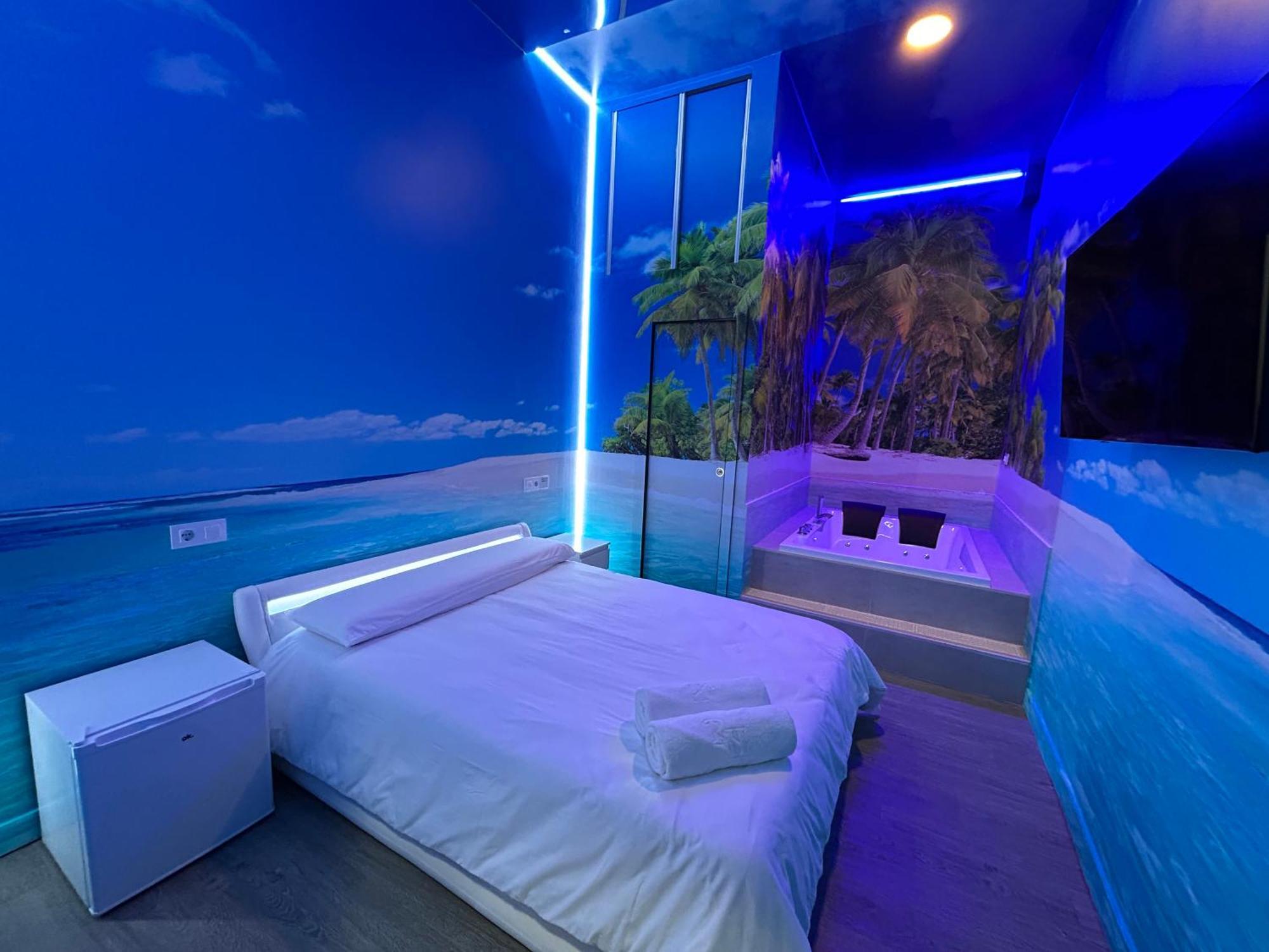 Habitacion Con Jacuzzi Y Bano Privado مدريد المظهر الخارجي الصورة